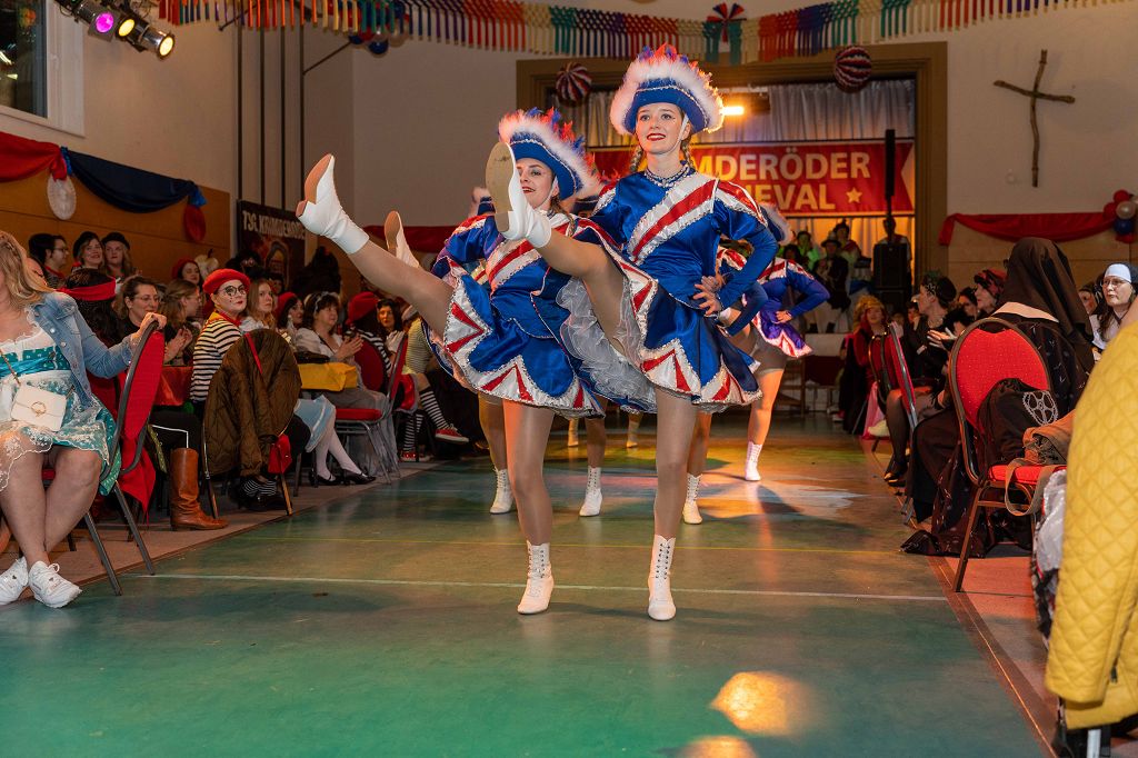Weiberfastnacht 2023 (4)