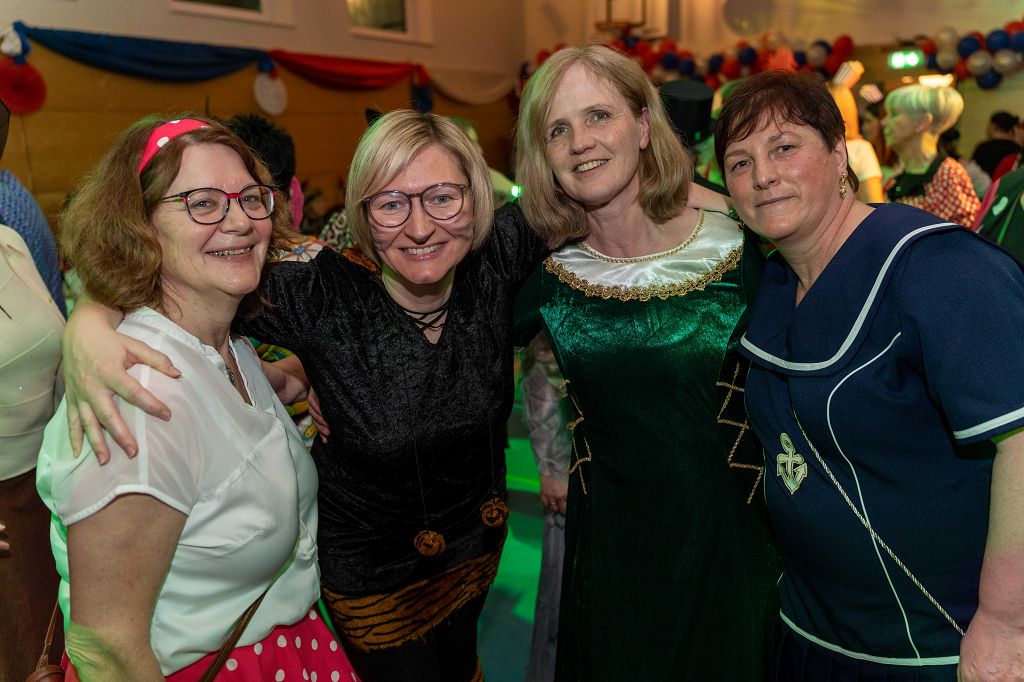 Weiberfastnacht 2023 (63)