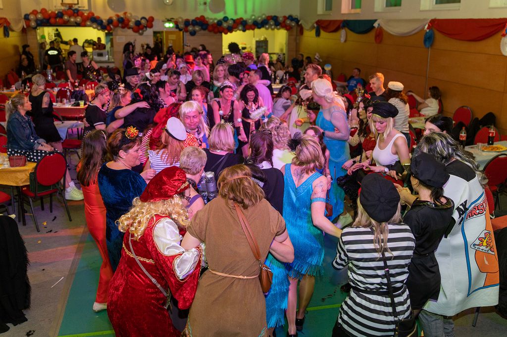 Weiberfastnacht 2023 (81)