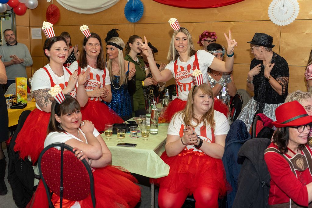 Weiberfastnacht 2023 (9)